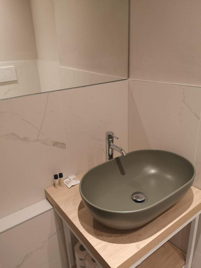 Suite Apartments Червія Екстер'єр фото