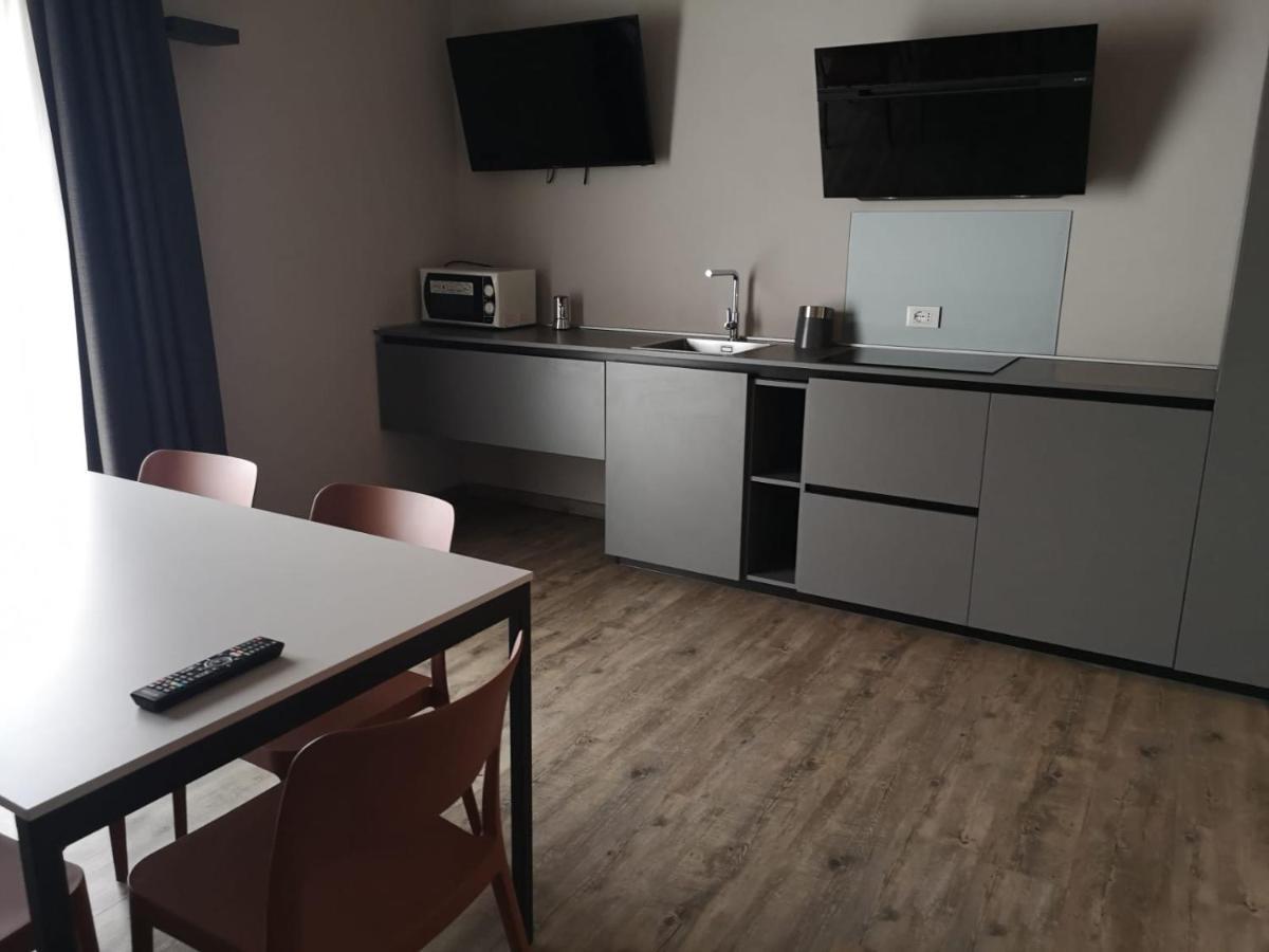 Suite Apartments Червія Екстер'єр фото